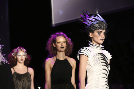 Maybelline New York Make-Up Runway Fashion Show auf der Mercedes-Benz Week Autumn/Winter 2016 in Berlin