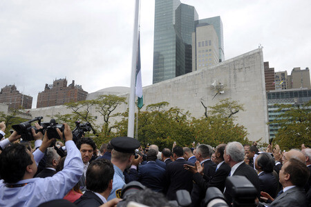 Flaggenzeremonie für Palästina am UN Hauptquartier in New York