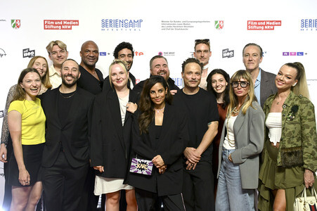 Festivaleröffnung und Serienpremiere 'Back for More', Seriencamp Festival 2026 in Köln