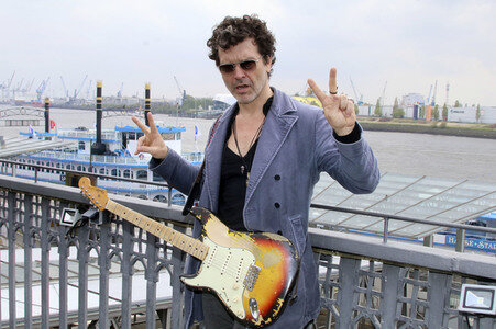 CD-Präsentation von Doyle Bramhall II in Hamburg