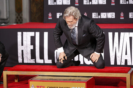 Hand and Footprint Ceremony mit Jeff Bridges in Los Angeles
