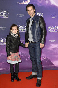 Filmpremiere 'Vampirschwestern 3 - Reise nach Transsilvanien' in München