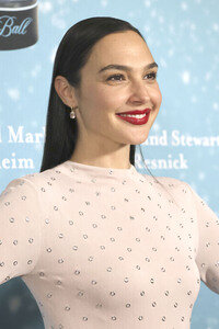 Women's Guild Cedars-Sinai Fall Snow Ball Gala in Beverly Hills