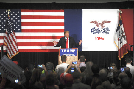 Wahlkampfrede von Donald Trump in Cedar Rapids