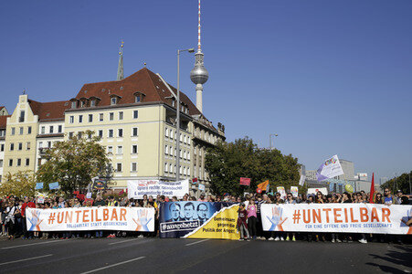 Demonstration 'Unteilbar' in Berlin