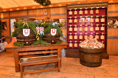 Wiesn Anstich im Schottenhamel Festzelt auf dem Oktoberfest 2026 in München