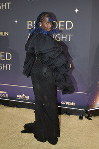 Weltpremiere der 'Blinded by Delight' Grand Show 2025 in Berlin