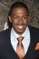 Nick Cannon erleuchtet das Empire State Building, New York
