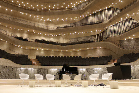 Elbphilharmonie Plaza Eröffnung in Hamburg