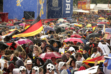 WM-Fanmeile beim Spiel Deutschland gegen USA, Berlin