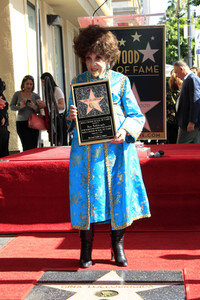 Gina Lollobrigida erhält einen Stern auf dem Hollywood Walk of Fame in Los Angeles