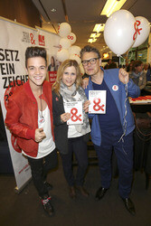 DKMS-Registrierungs- und Informationsstand zum World Blood Cancer Day, Berlin
