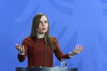 Pressekonferenz mit Angla Merkel und Katrin Jakobsdóttir in Berlin