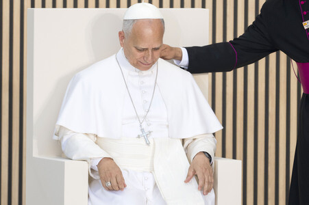 Papst Leo XIV. besucht das Cedia 24 Horas in Madrid