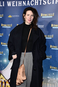Premiere des 21. Original Roncalli Weihnachtscircus 2025 in Berlin