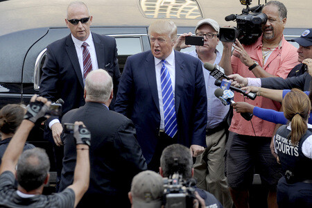 Donald Trump am Manhattan Supreme Court in New York