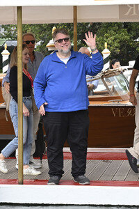 Ankunft von Guillermo del Toro am Hotel Excelsior, Internationale Filmfestspiele von Venedig 2025