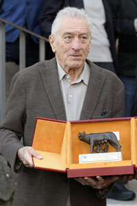 Verleihung des Lupa Capitolina an Robert De Niro in Rom