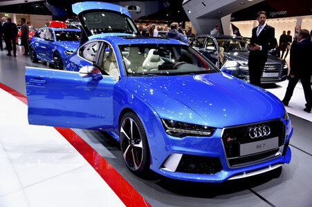 Zweiter Pressetag auf der IAA 2015 in Frankfurt