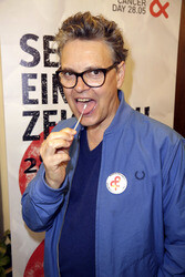 DKMS-Registrierungs- und Informationsstand zum World Blood Cancer Day, Berlin