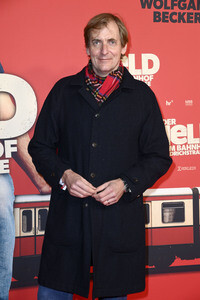 Filmpremiere 'Der Held vom Bahnhof Friedrichstraße' in Berlin