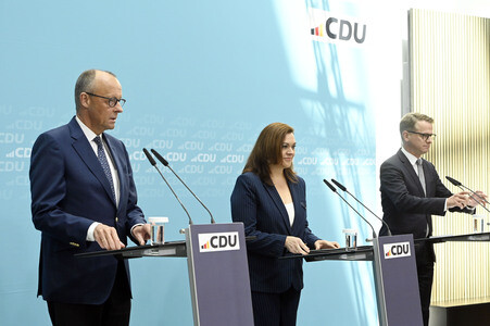 Pressekonferenz mit Friedrich Merz in Berlin