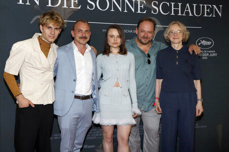 Filmpremiere 'In die Sonne schauen' in Berlin