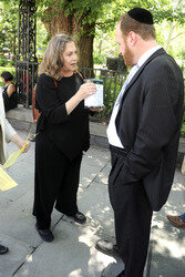 Kathleen Turner wirbt für Meals on Wheels