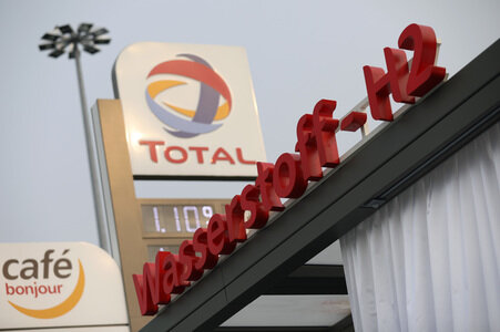 Eröffnung einer Wasserstoff-Tankstelle in Köln