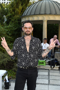 Marcel Ostertag Fashion Show auf der Berlin Fashion Week Spring/Summer 2019