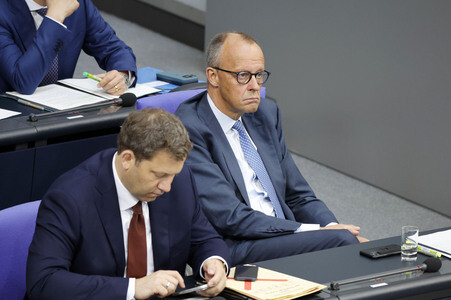 83. Sitzung des Deutschen Bundestages in Berlin