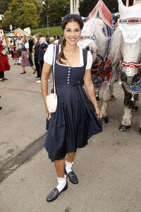 Regines Damenwiesn beim Oktoberfest 2025 in München