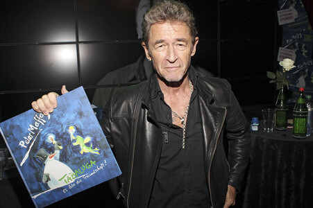 Peter Maffay Autogrammstunde in Hamburg