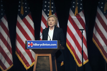 Hillary Clinton spricht in der New School in New York