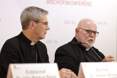 Pressegespräch bei der bei der Herbst-Vollversammlung der Deutschen Bischofskonferenz in Fulda