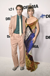 Filmpremiere 'Das Drama - Noch mal auf Anfang' in Los Angeles