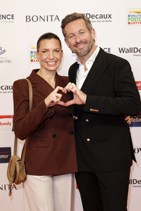 Goldene Bild der Frau 2025 in Hamburg