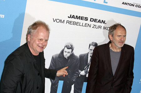 Filmpremiere 'Life' in Hamburg