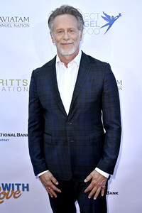 Charity Event 'Project Angel Food's Lead With Love' in Los Angeles