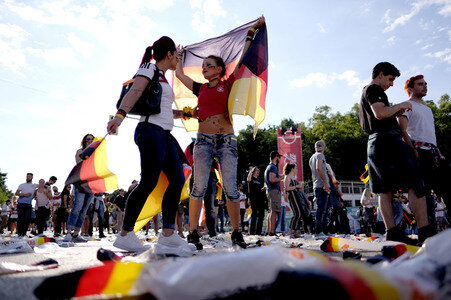 FIFA WM Public Viewing Deutschland gegen Südkorea in Berlin