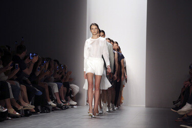 Hien Le Show, Berlin Fashion Week Spring/Summer 2015
