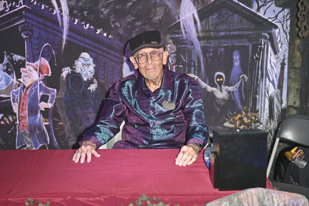 Midsummer Scream - Halloween & Horror Convention in Long Beach