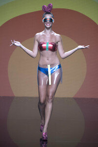 Agatha Ruiz de la Prada Fashion Show, Swimwear Fashion Week Moda Cálida 2017