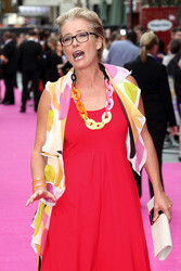 'Walking on Sunshine' Premiere, London