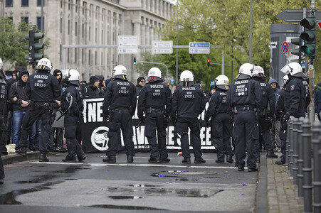 Demonstrationen gegen den AfD Bundesparteitag in Köln