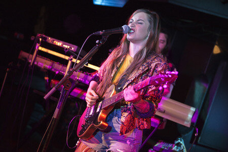 Konzert von Nina Attal in Berlin