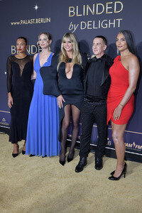 Weltpremiere der 'Blinded by Delight' Grand Show 2025 in Berlin