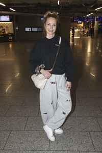 Abflug ins Dschungel-Camp 2026 vom Flughafen Frankfurt am Main