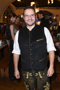 Wiesn Anstich 2026 im Hofbräu Berlin