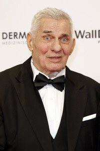 Goldene Bild der Frau 2025 in Hamburg